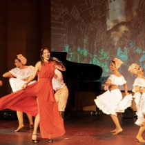 Melisa Fernández cantante y bailarina